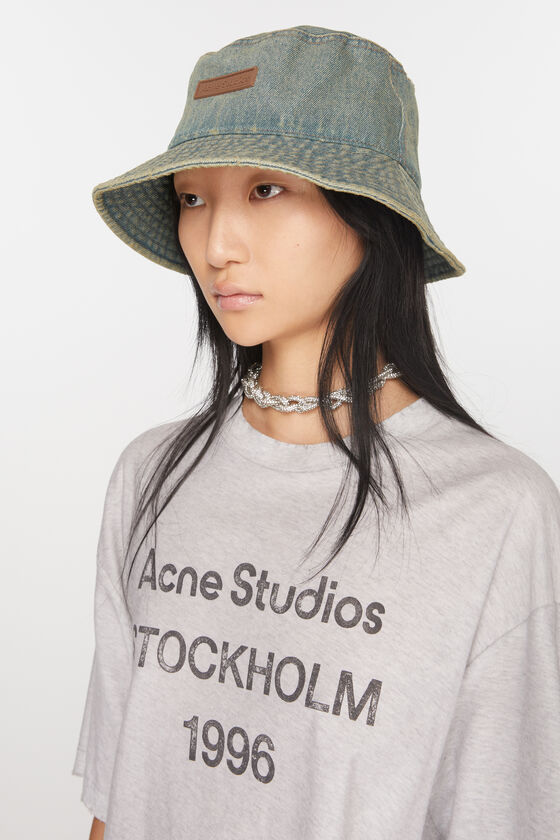 (image for) Fascinating Denim bucket hat